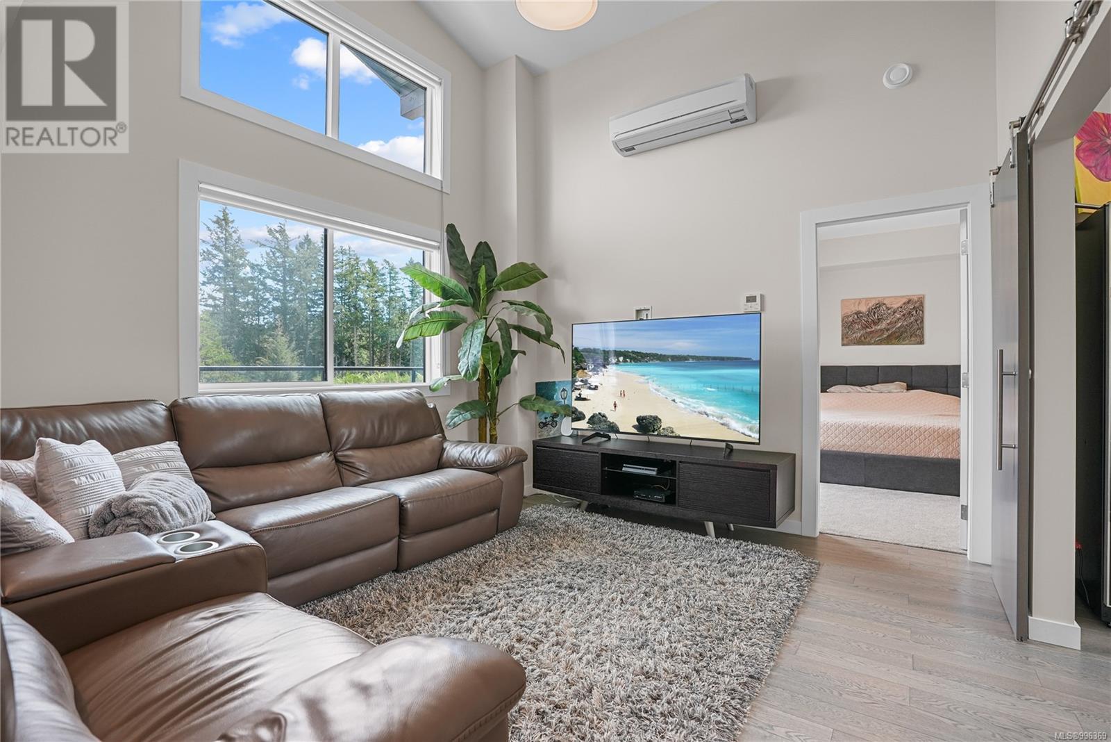 #109 1464 BEAR MOUNTAIN PKWY - Image 9