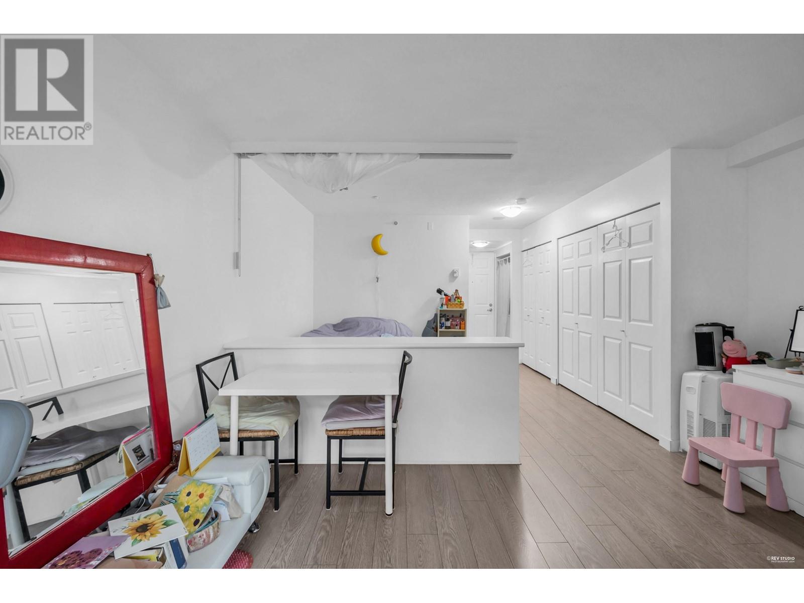Photo 16 of 402 1188 Richards Street, Vancouver BC