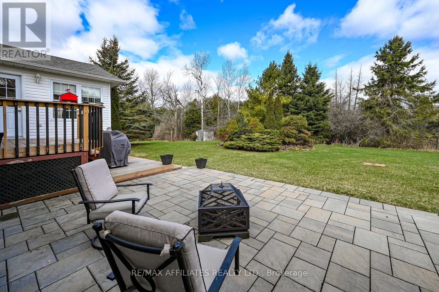 Photo 39 of 10 Tudor Circle, Rideau Lakes ON