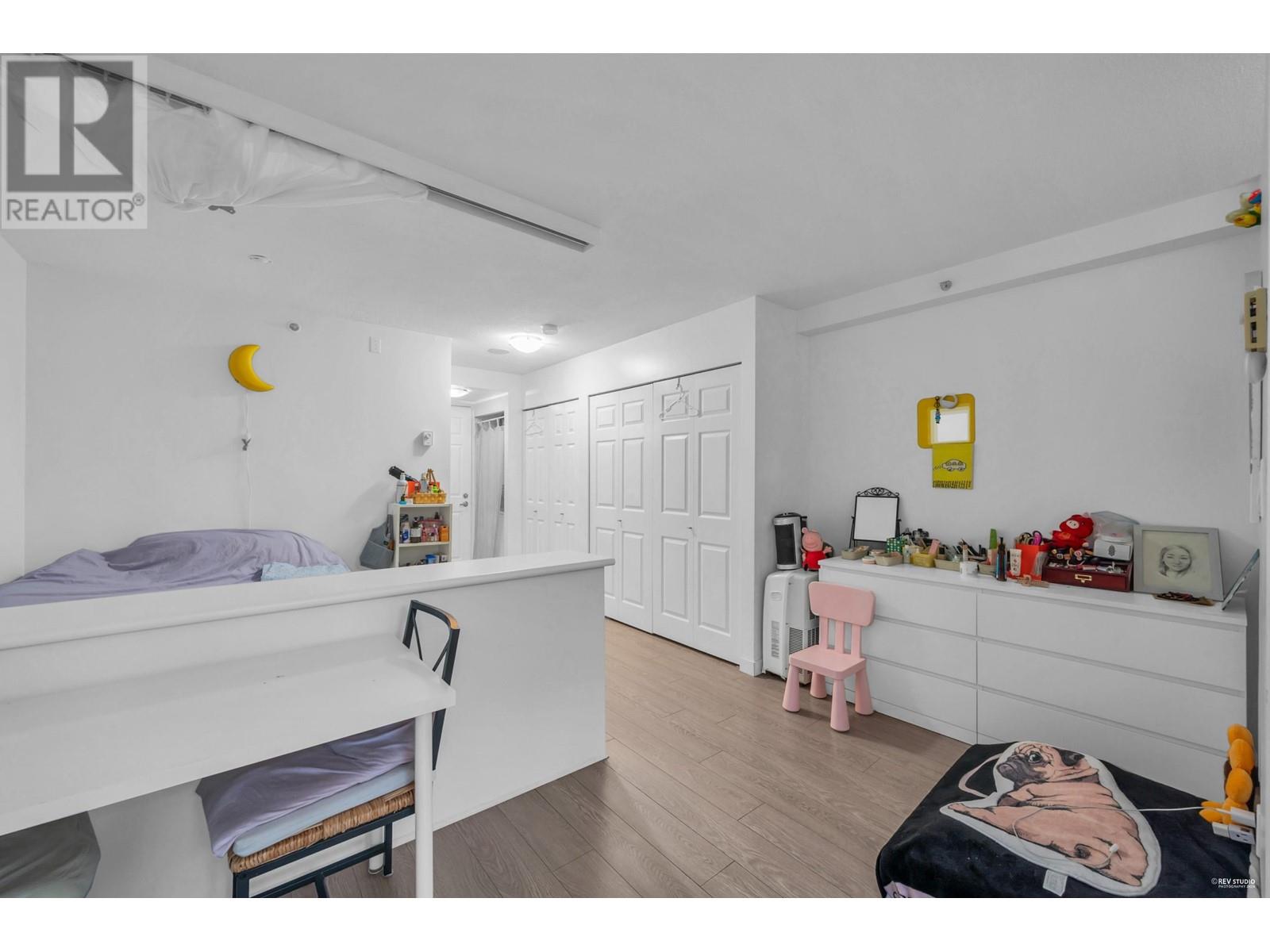 Photo 17 of 402 1188 Richards Street, Vancouver BC