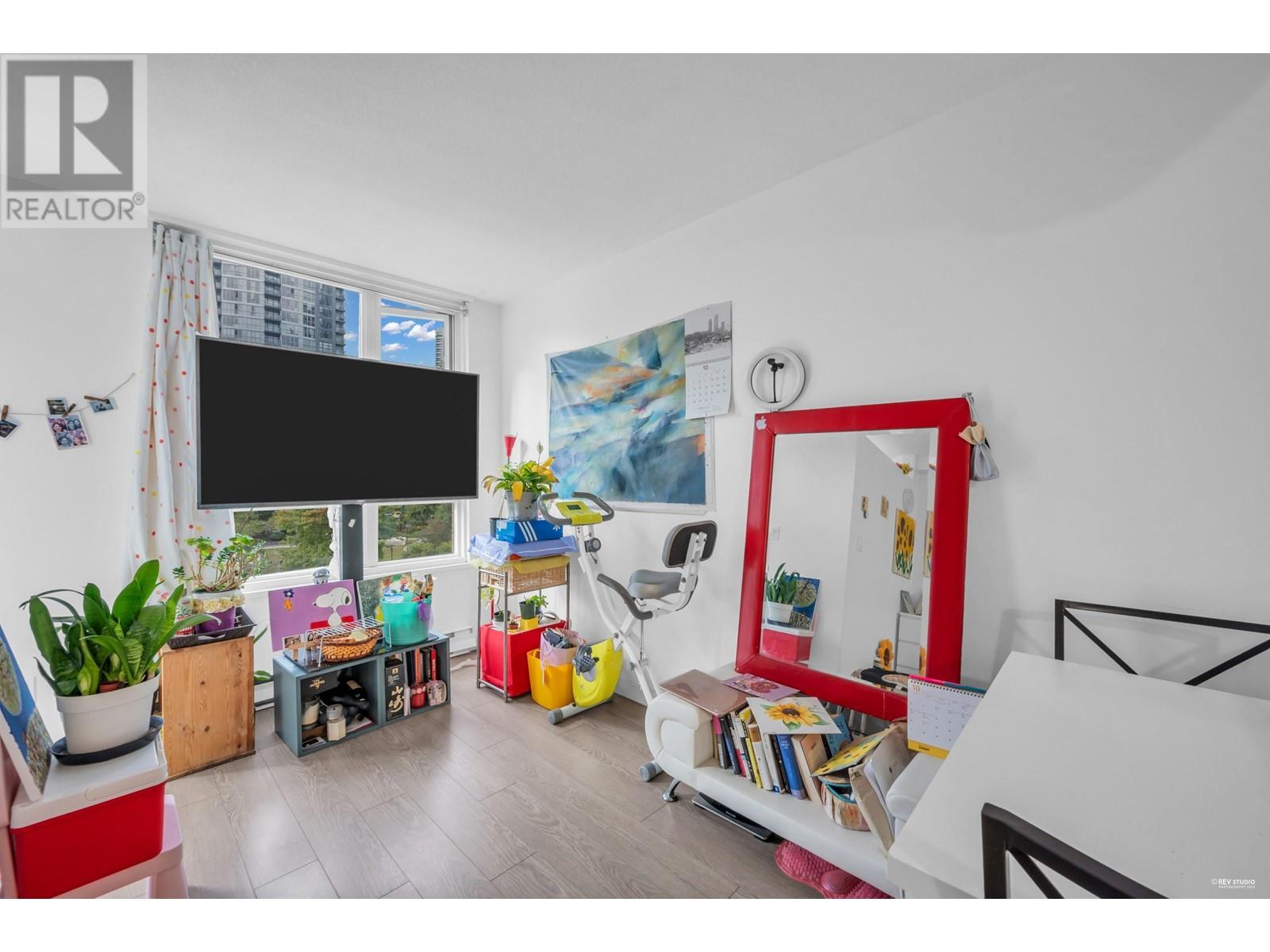Photo 15 of 402 1188 Richards Street, Vancouver BC