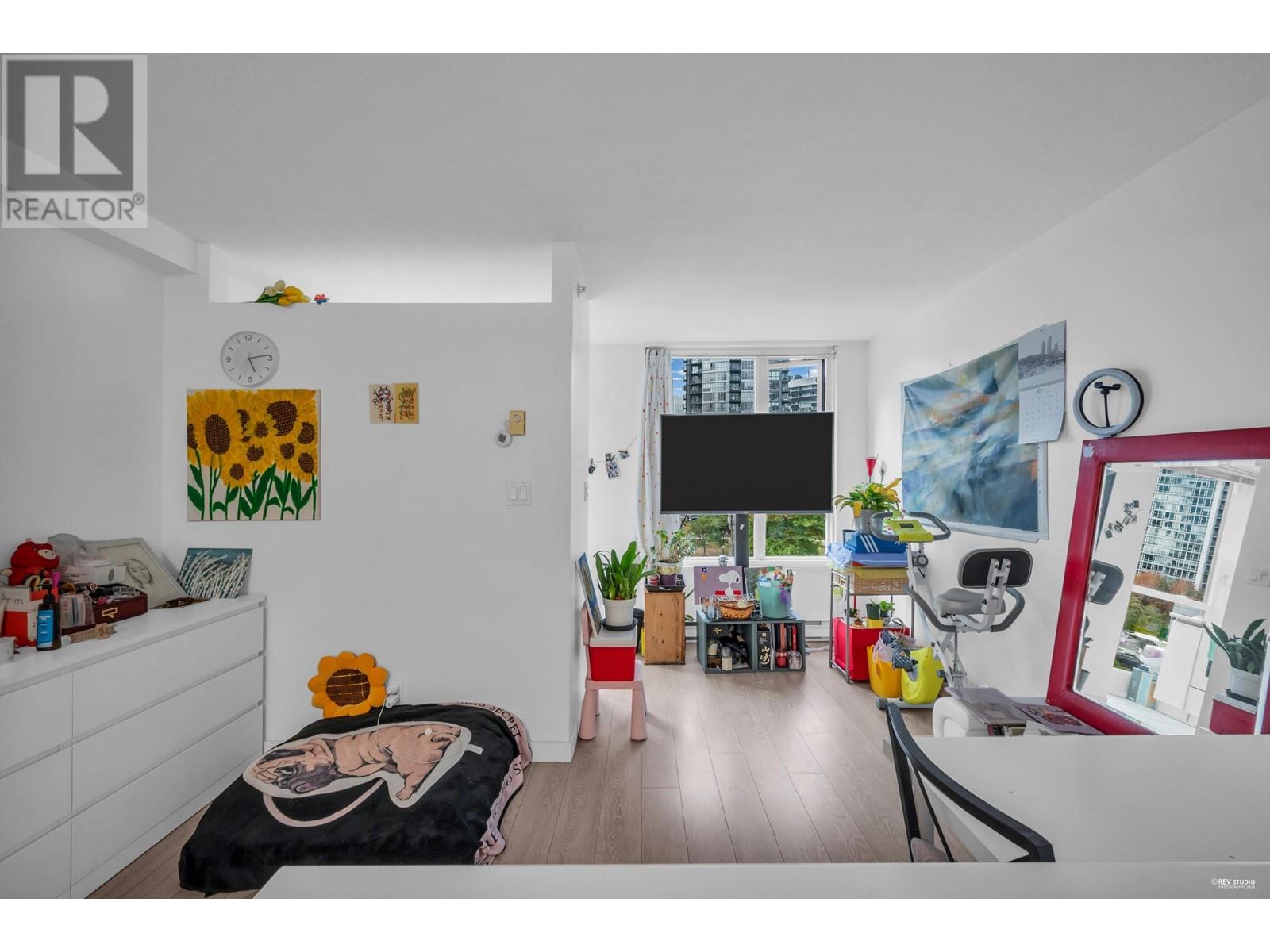 Photo 14 of 402 1188 Richards Street, Vancouver BC