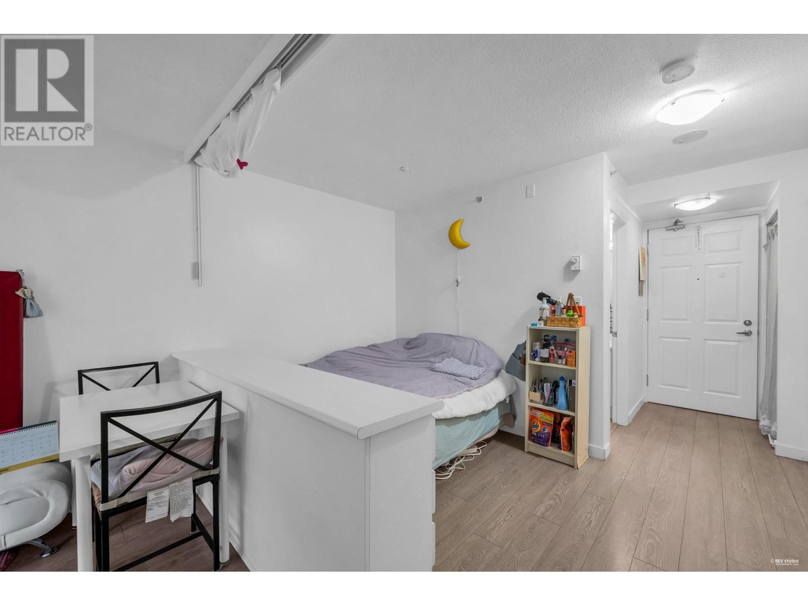 Photo 12 of 402 1188 Richards Street, Vancouver BC