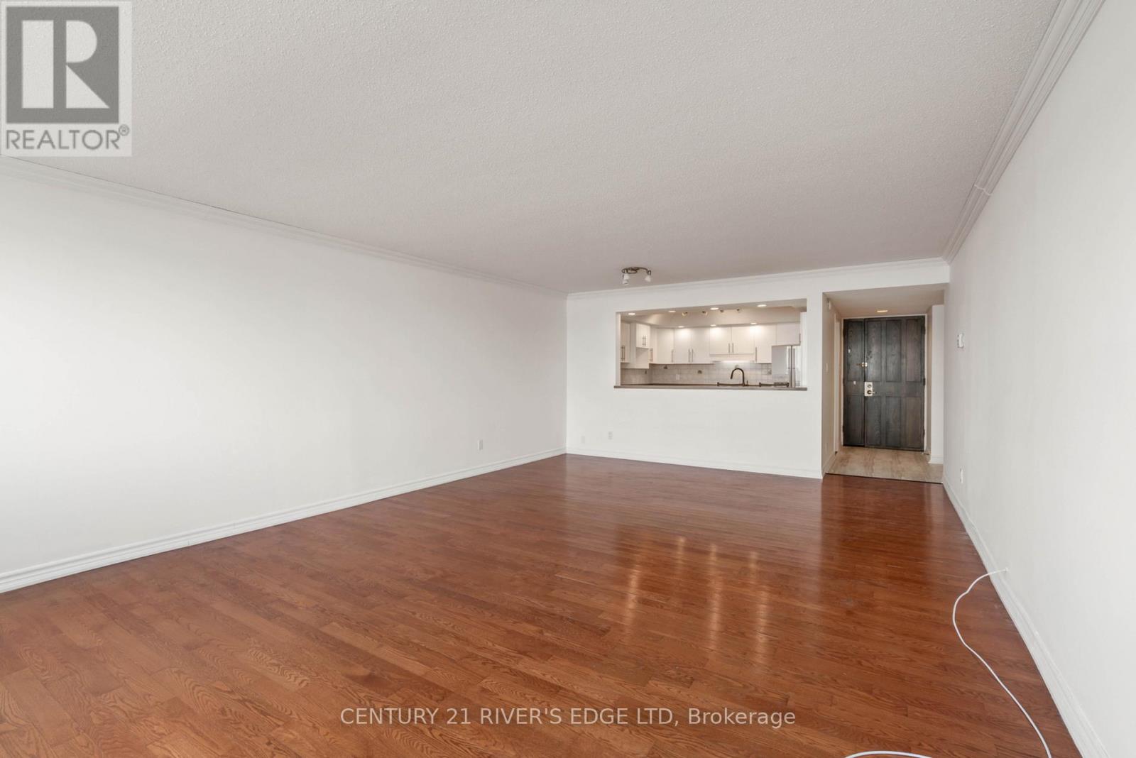 Photo 17 of 601 55 Water Street E, Brockville ON