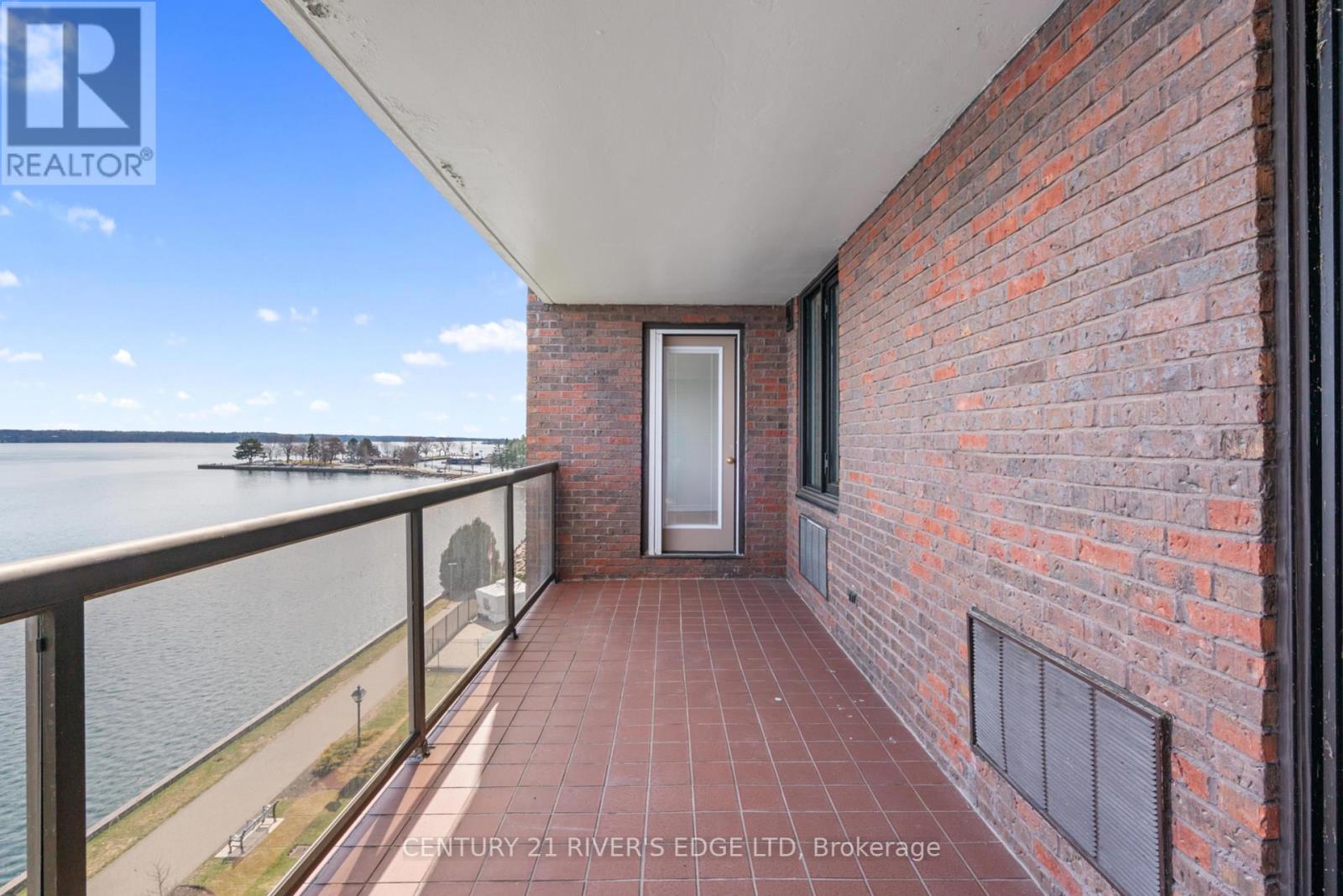 Photo 23 of 601 55 Water Street E, Brockville ON
