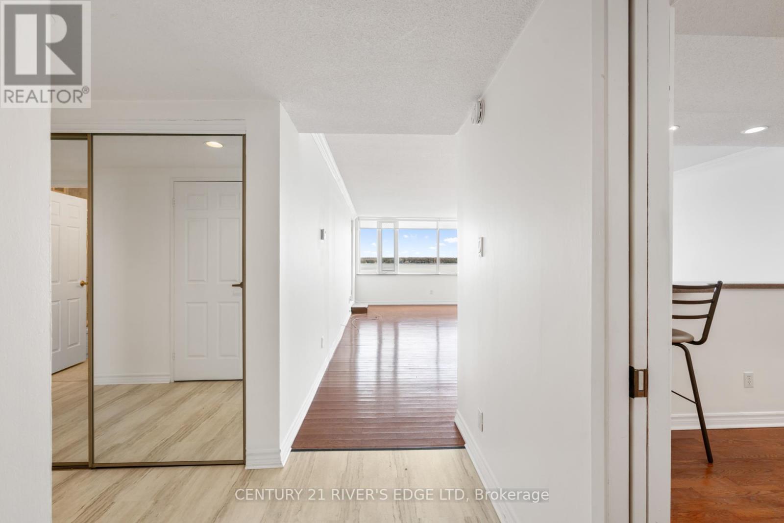 Photo 9 of 601 55 Water Street E, Brockville ON