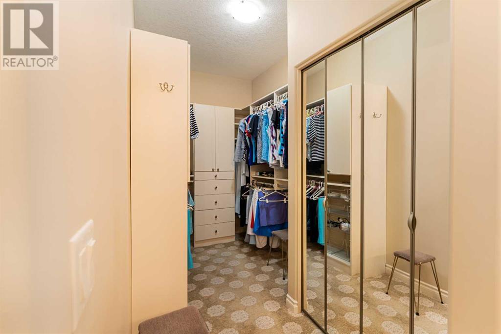 Single Family House Bungalow for Sale in  Elysian Crescent SW Springbank Hill Calgary 