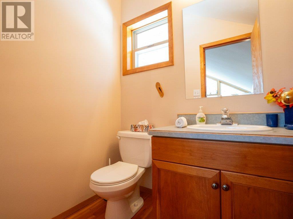  273 CLEARVIEW Road, Penticton