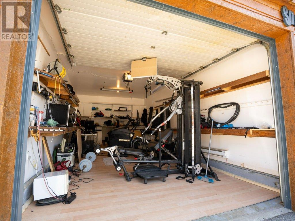  273 CLEARVIEW Road, Penticton