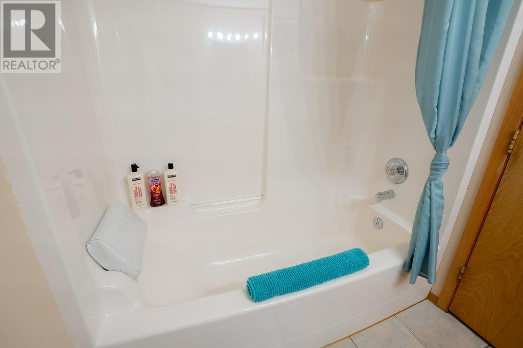  273 CLEARVIEW Road, Penticton
