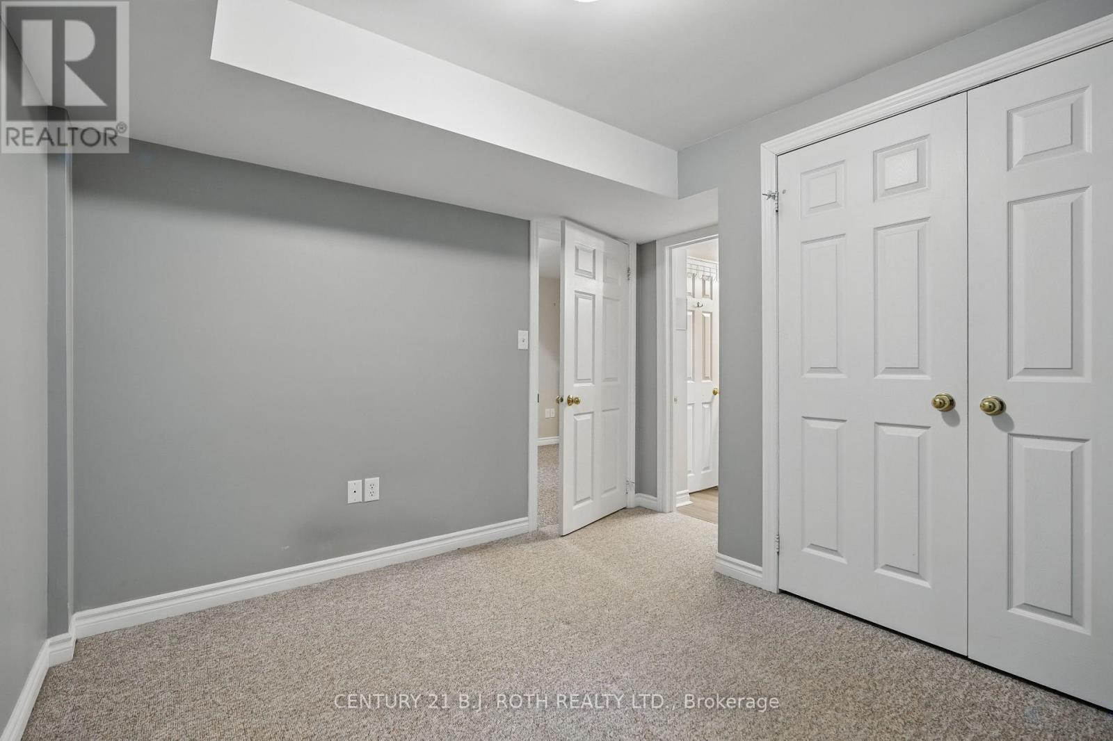 Single Family House for Sale in  LANG DRIVE Barrie (Northwest) 