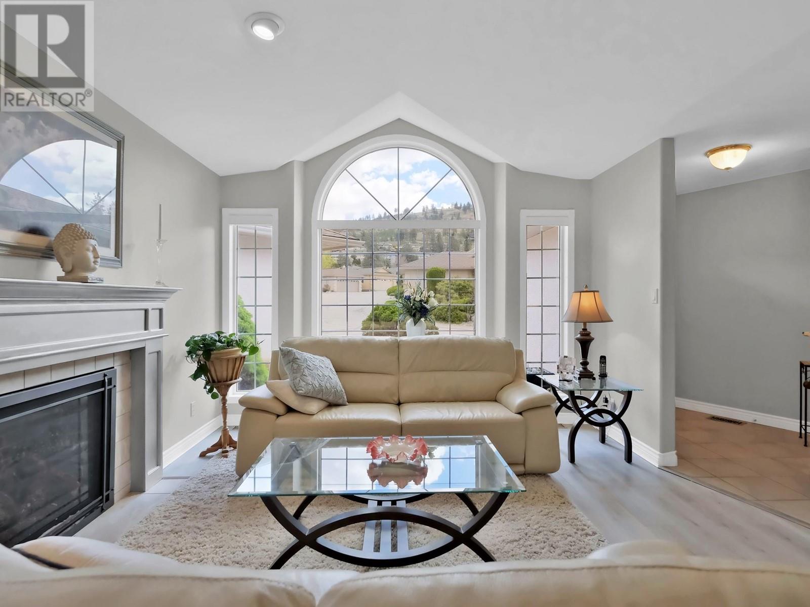 143 1634 CARMI Avenue, Penticton