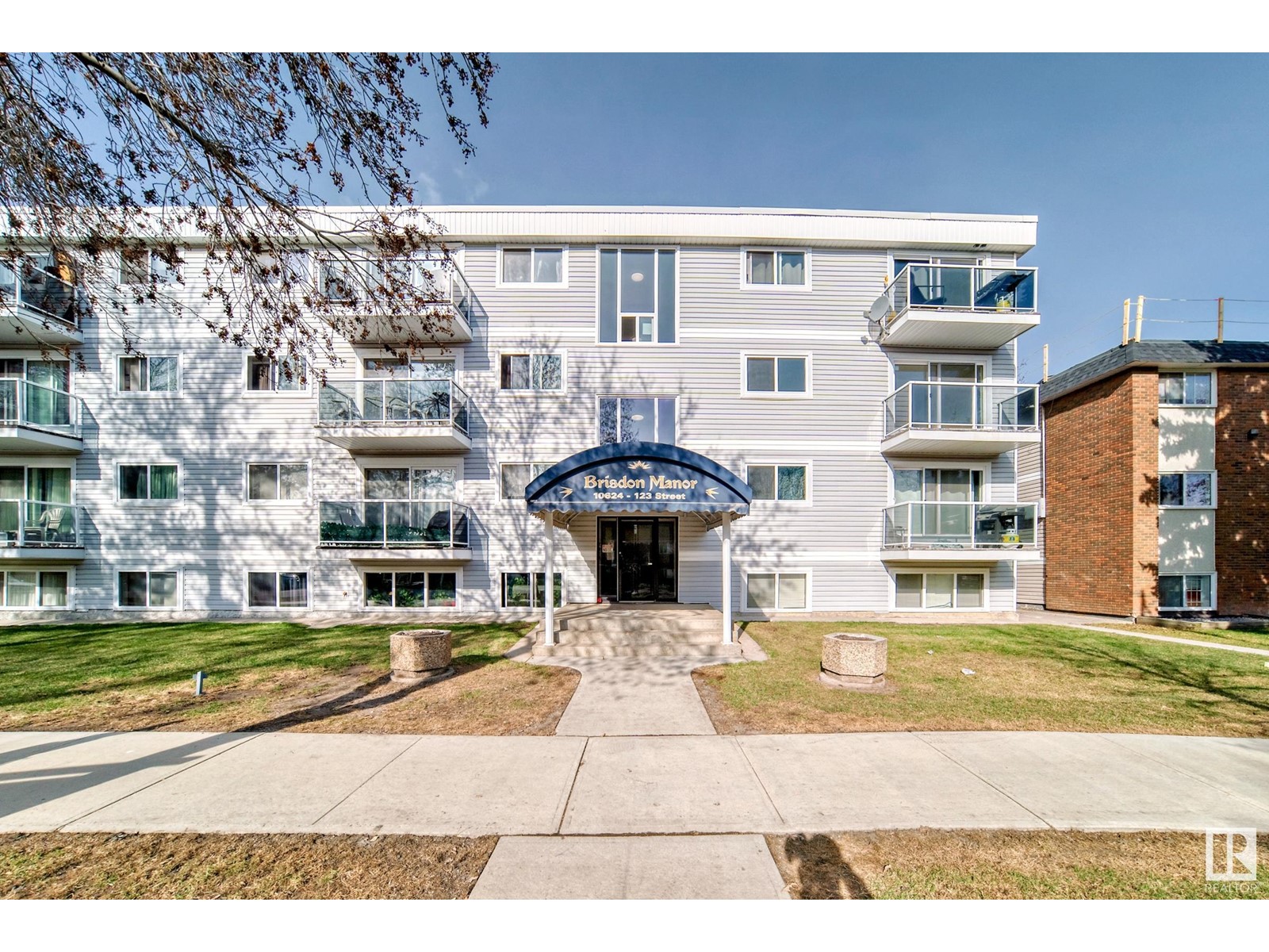 #404 10624 123 ST NW - 1