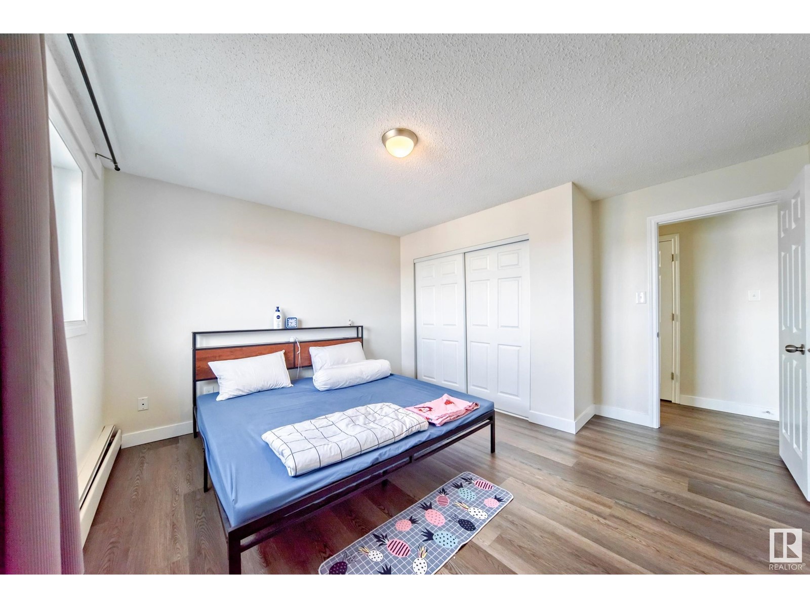 #404 10624 123 ST NW - 11