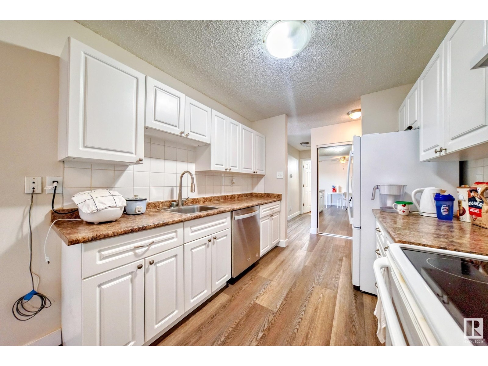 #404 10624 123 ST NW - 9