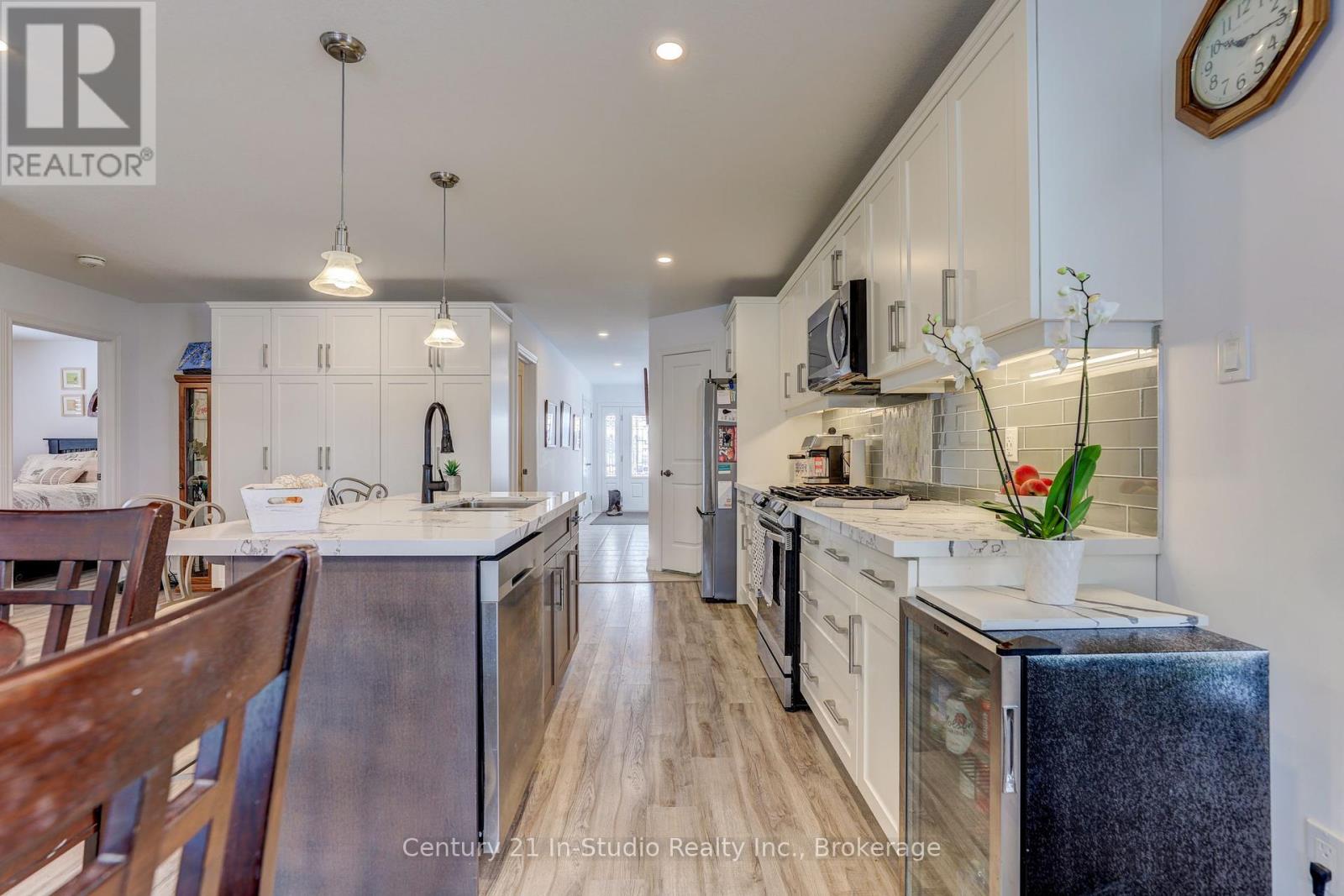 Photo 13 of 104 Emerson Way, West Grey ON