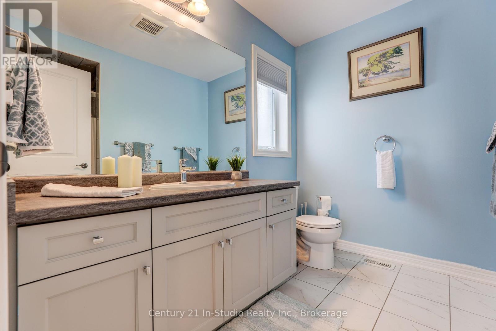 Photo 23 of 104 Emerson Way, West Grey ON