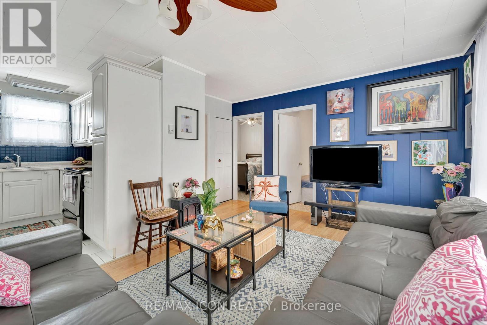 Photo 26 of 2035 Erie Street, Norfolk ON