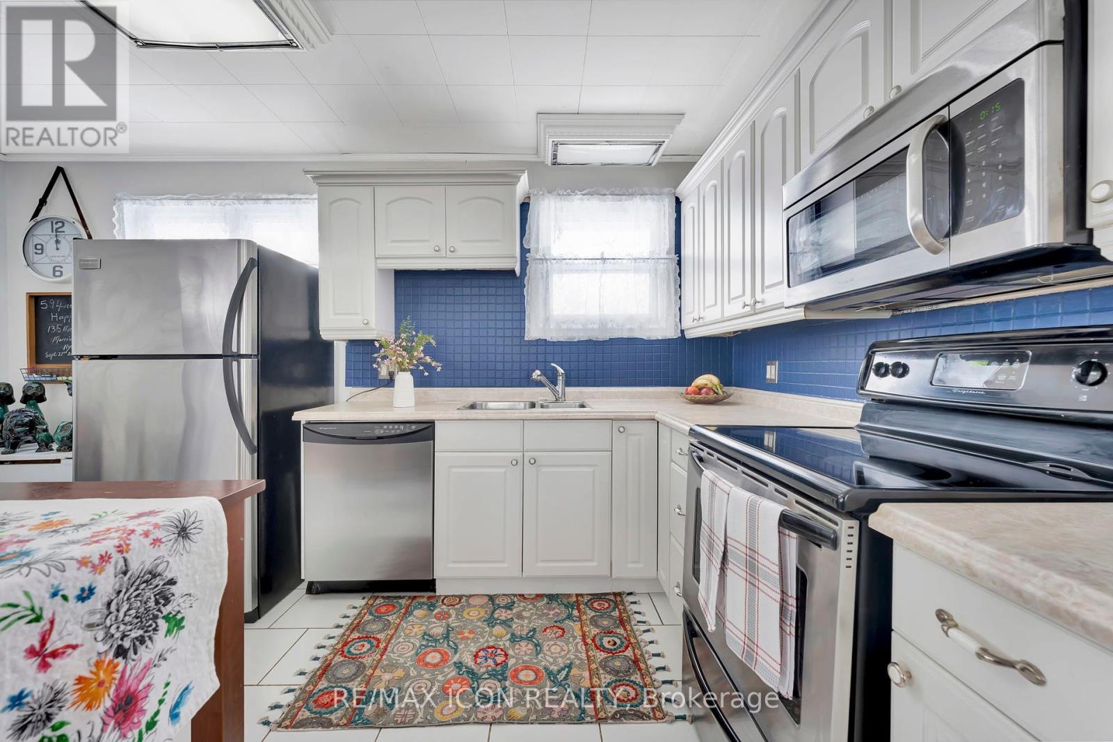 Photo 17 of 2035 Erie Street, Norfolk ON