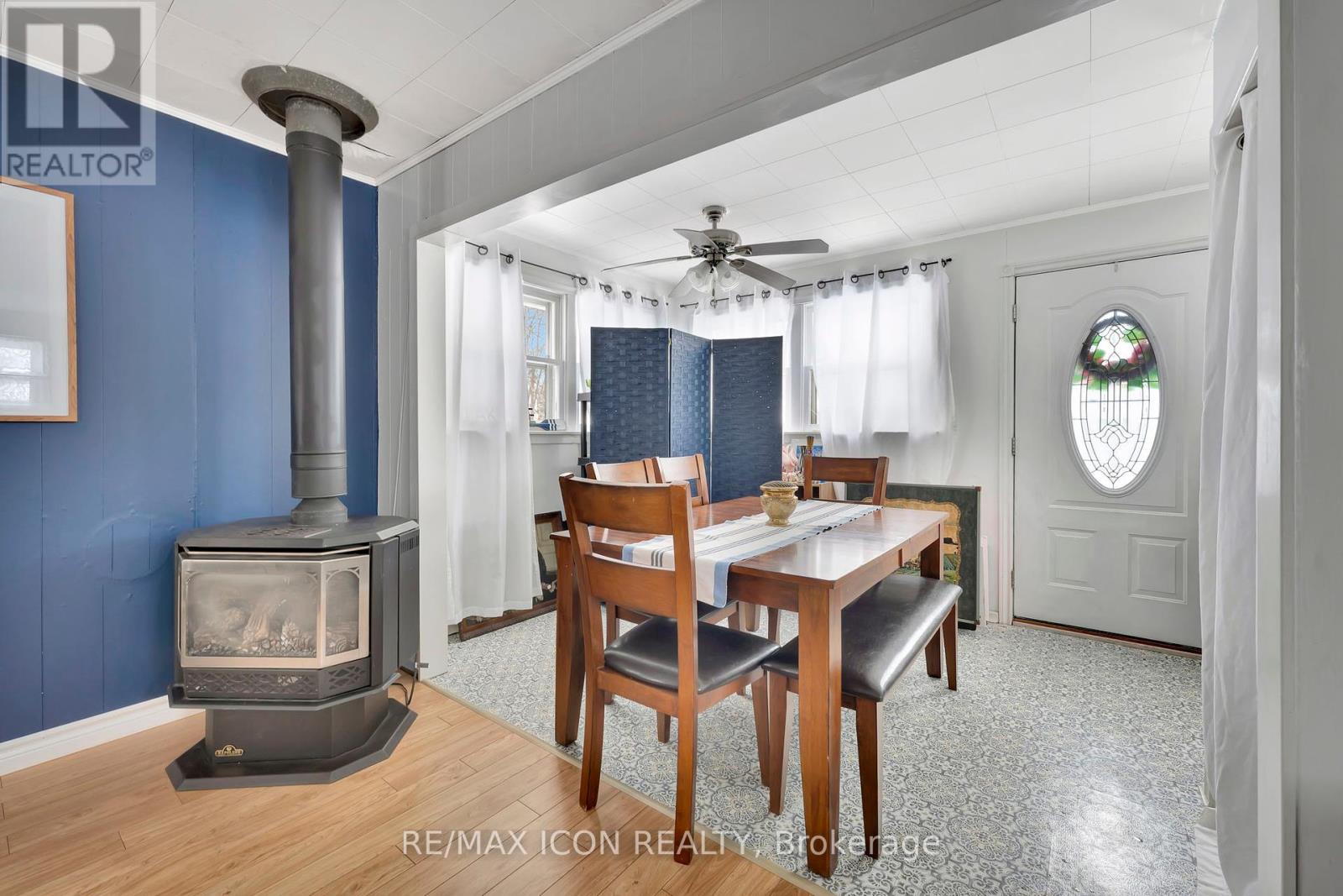 Photo 29 of 2035 Erie Street, Norfolk ON