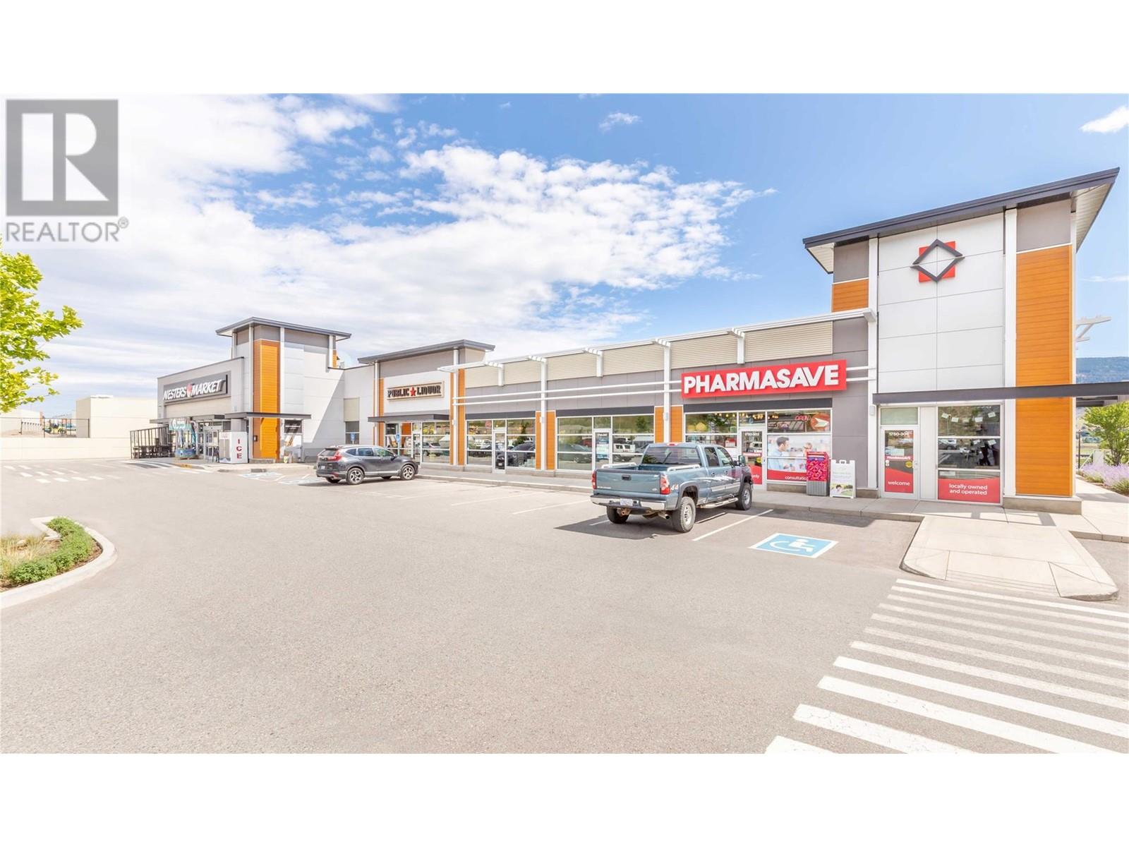  702 Kingswood Terrace, Kelowna