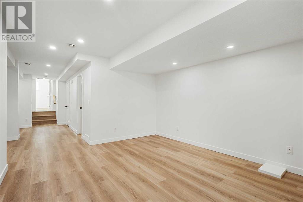 Single Family House Bi-level for Sale in   Avenue SW Kingsland Calgary 