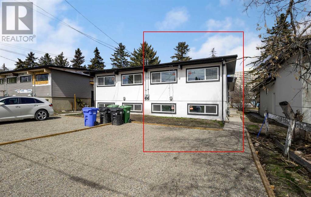 Single Family House Bi-level for Sale in   Avenue SW Kingsland Calgary 