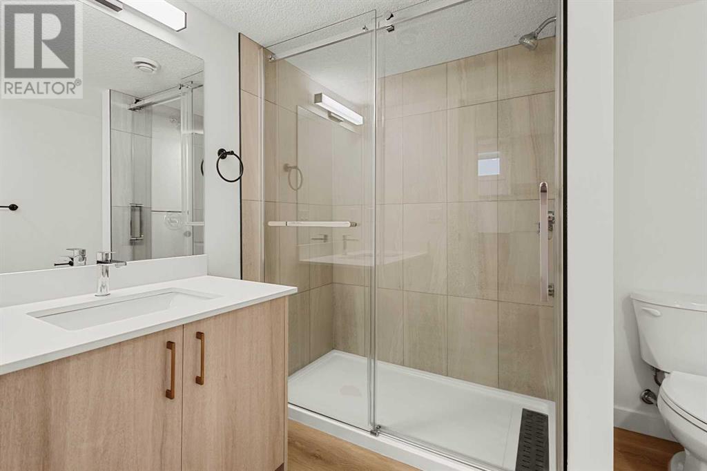 Single Family House Bi-level for Sale in   Avenue SW Kingsland Calgary 