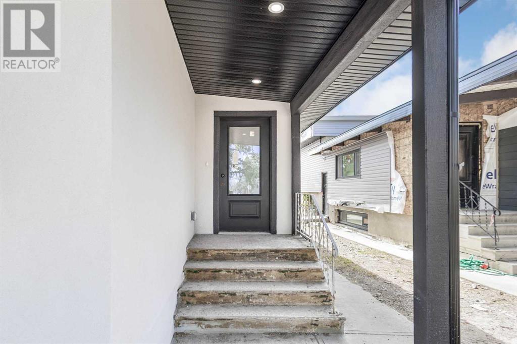 Single Family House Bi-level for Sale in   Avenue SW Kingsland Calgary 