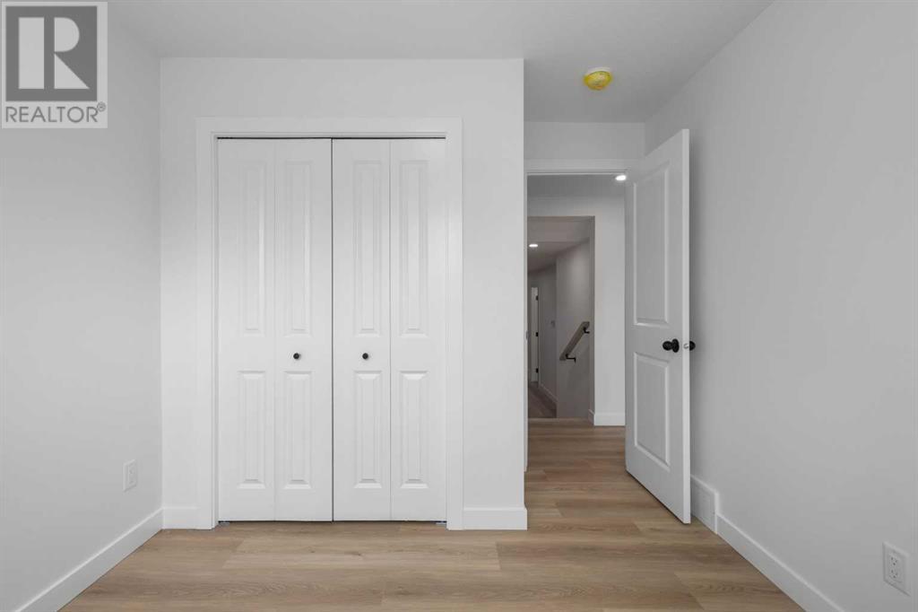 Single Family House Bi-level for Sale in   Avenue SW Kingsland Calgary 