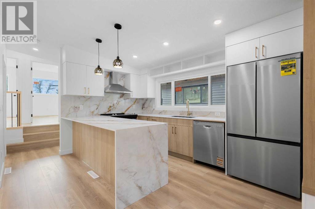 Single Family House Bi-level for Sale in   Avenue SW Kingsland Calgary 
