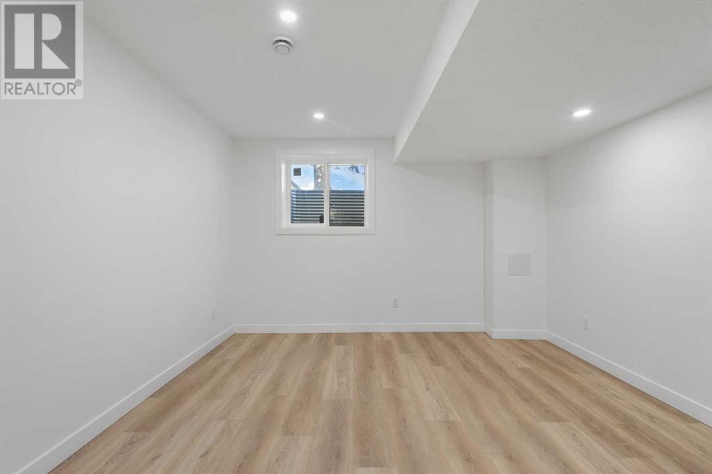 Single Family House Bi-level for Sale in   Avenue SW Kingsland Calgary 