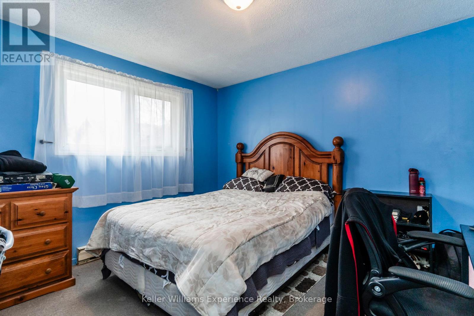 Photo 9 of 538 Nelson Street, Midland ON