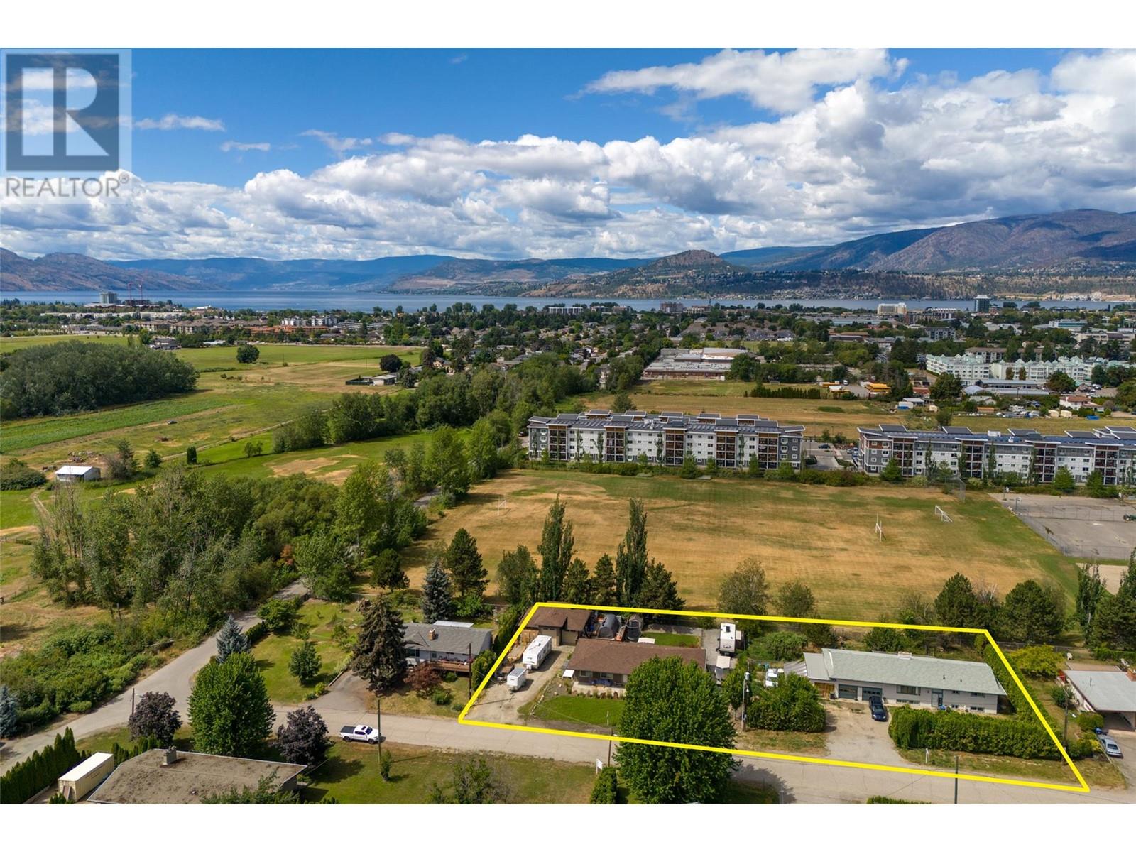 3250 St. Amand Road, Kelowna
