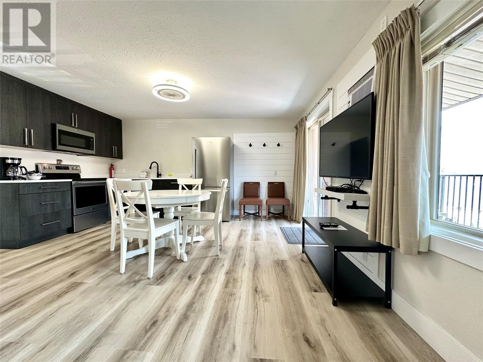 5815 Oleander Drive Unit# 221, Osoyoos