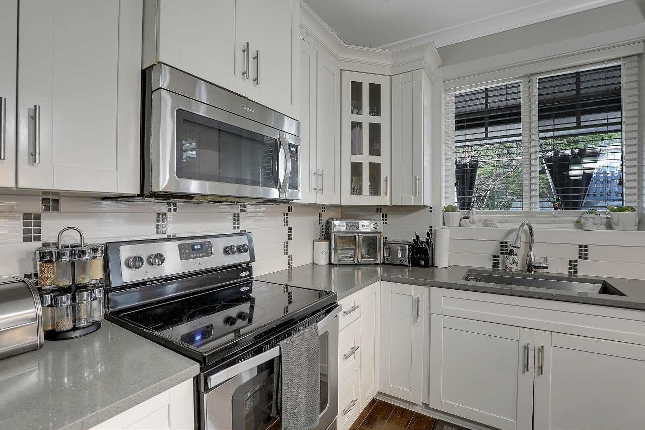 Photo 15 of 14148 60 A Avenue, Surrey BC