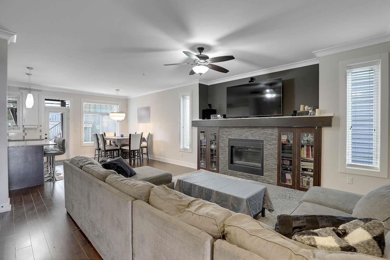 Photo 3 of 14148 60 A Avenue, Surrey BC