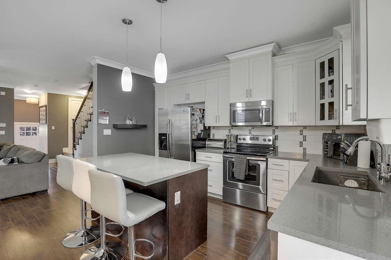 Photo 12 of 14148 60 A Avenue, Surrey BC