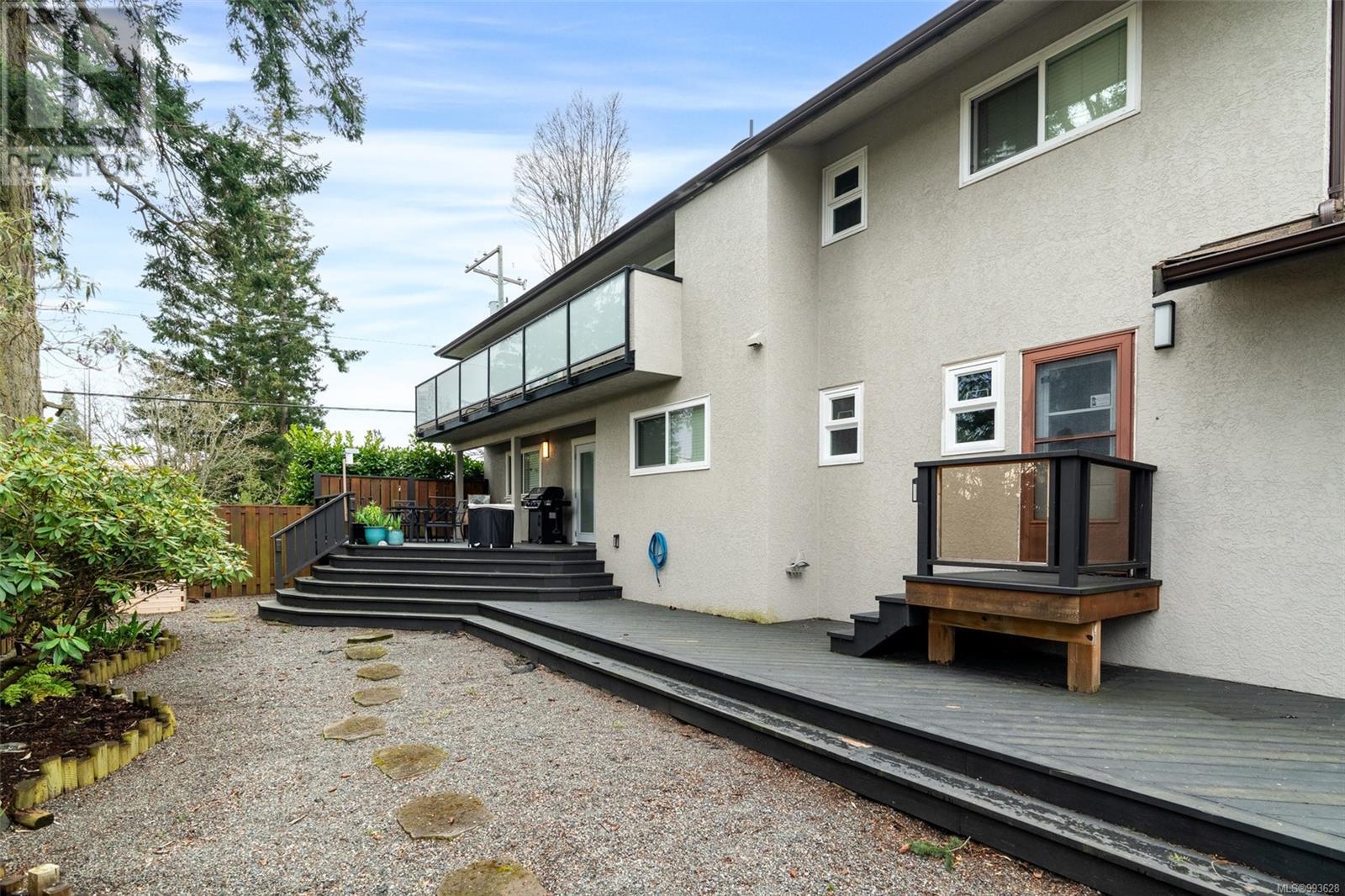 Single Family House Westcoast for Sale in  Strom Ness Pl Saanich 