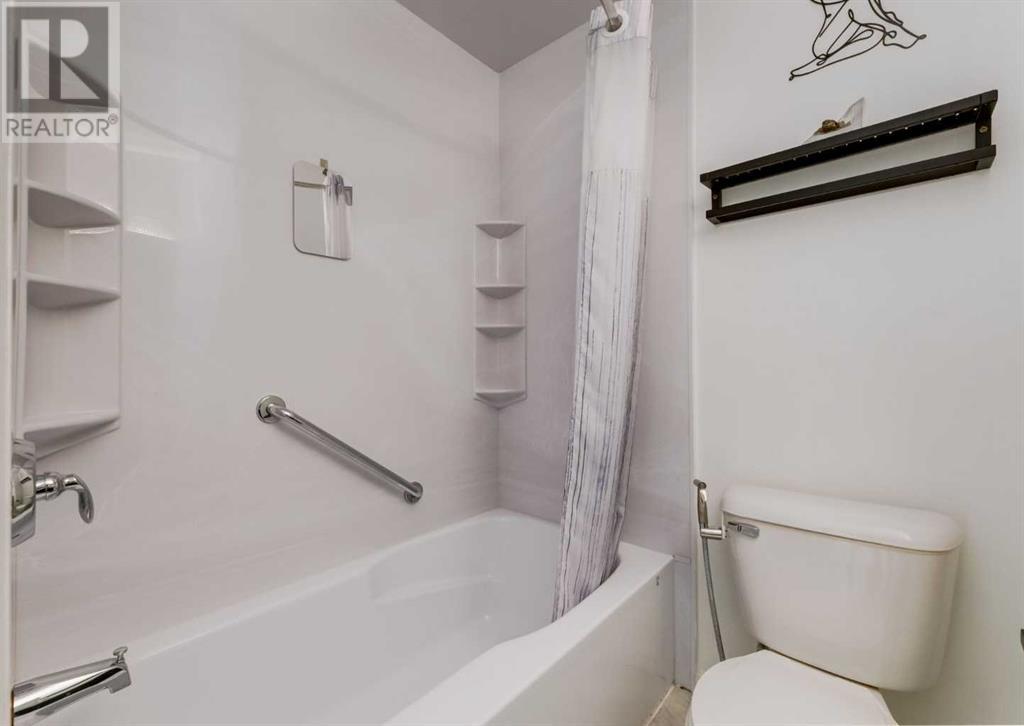 Single Family House for Sale in   Grier Place NE Greenview Calgary 