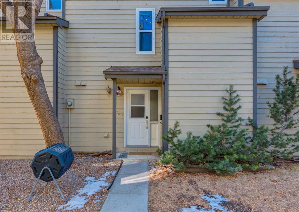 Single Family House for Sale in   Grier Place NE Greenview Calgary 