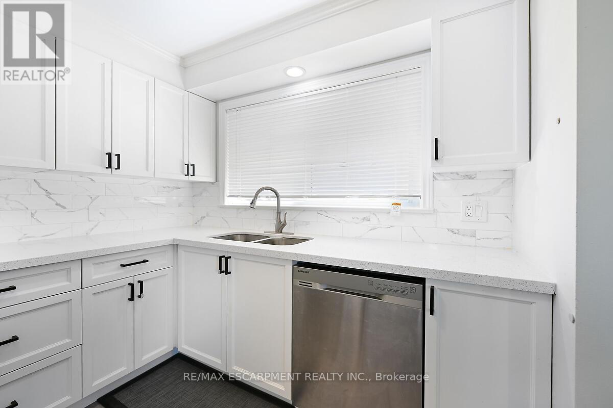 Photo 27 of 333 East 42nd Street, Hamilton ON