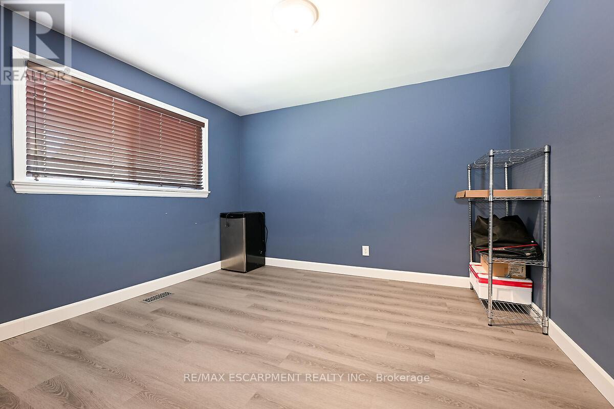 Photo 26 of 333 East 42nd Street, Hamilton ON