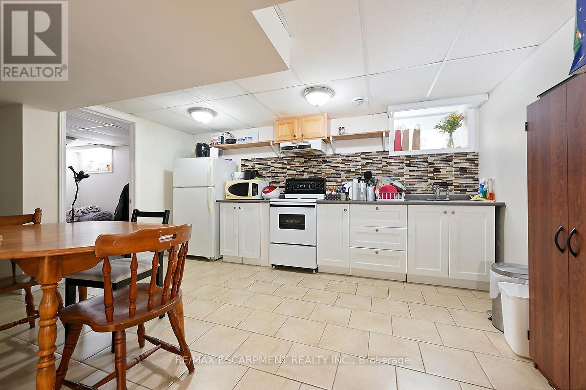 Photo 36 of 333 East 42nd Street, Hamilton ON