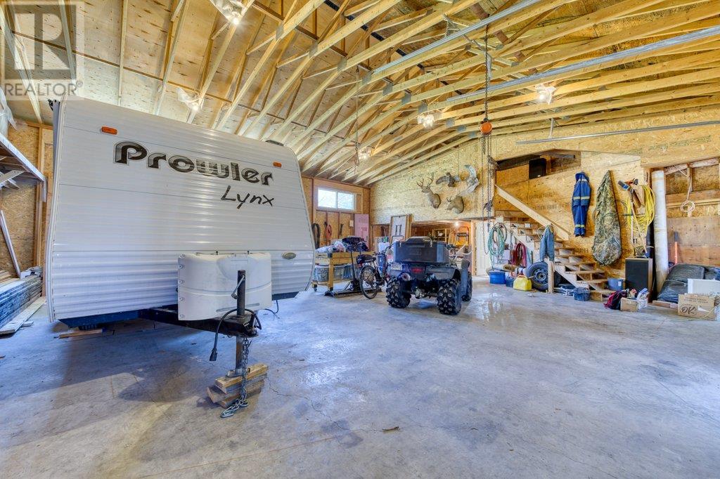 8152 River Road, Oliver