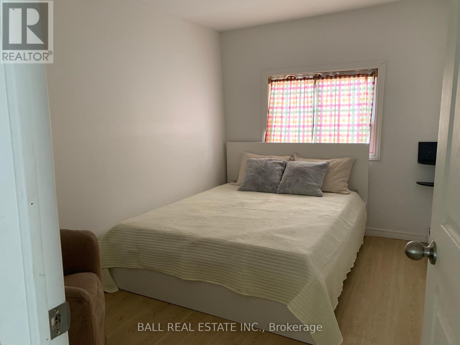 Photo 10 of 62 Centennial Lane E, Trent Hills ON