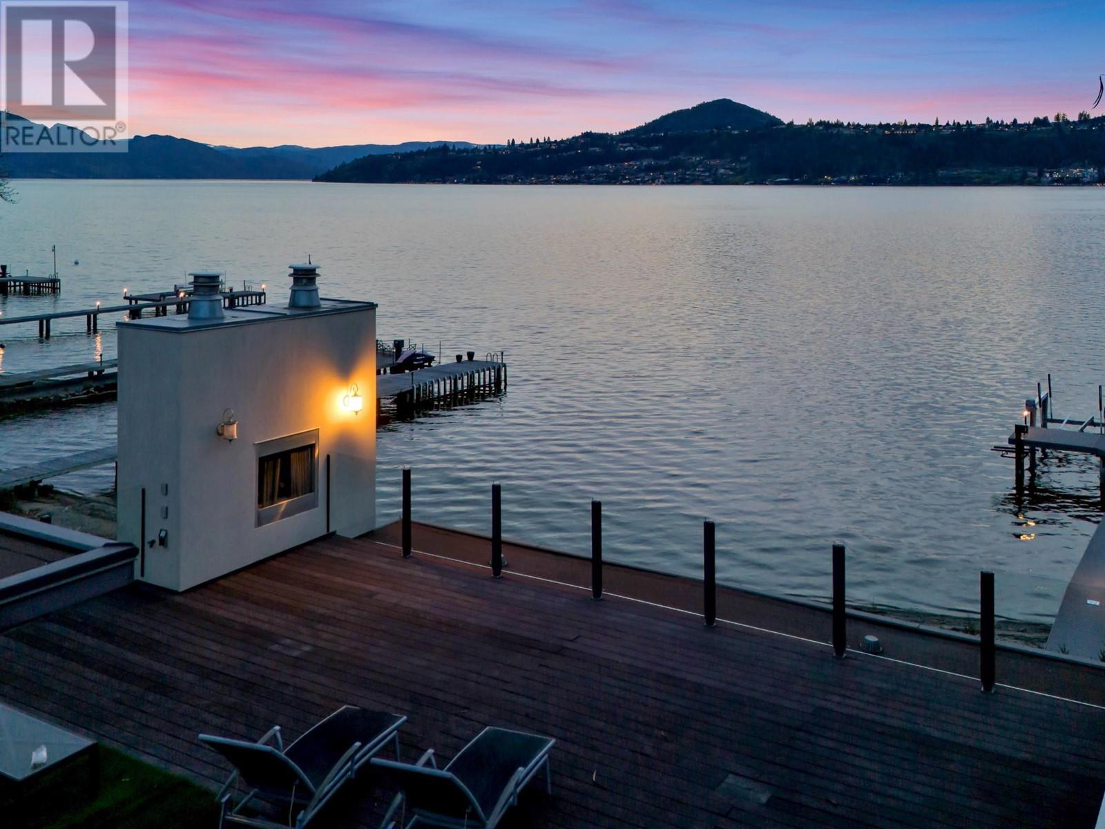  2096 Abbott Street, Kelowna