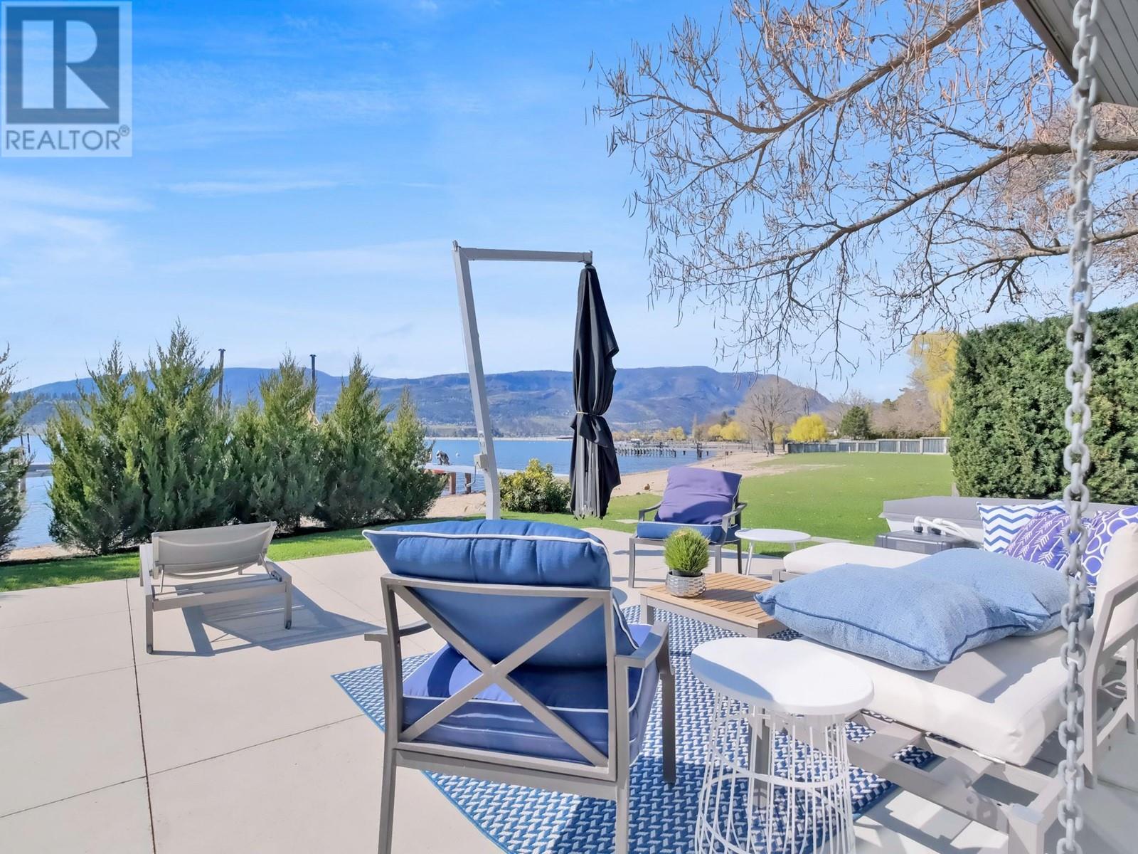  2096 Abbott Street, Kelowna