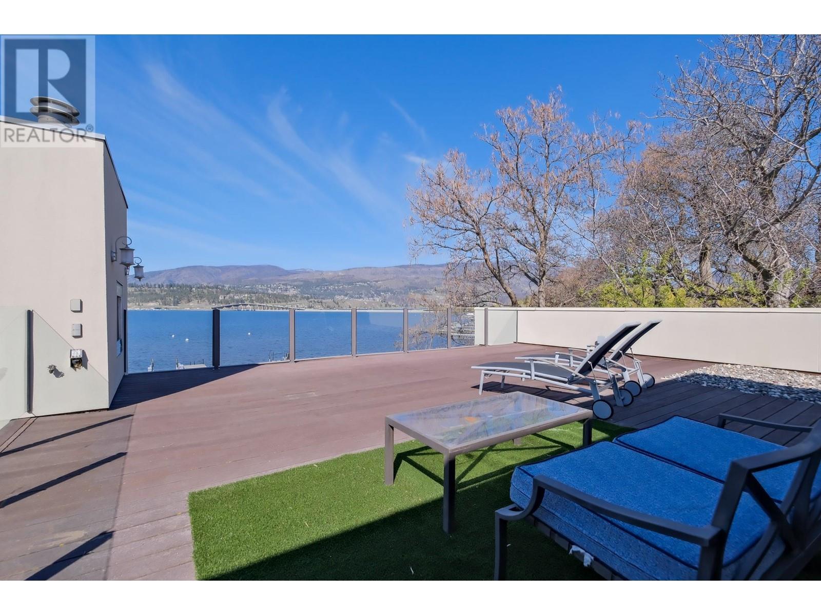  2096 Abbott Street, Kelowna
