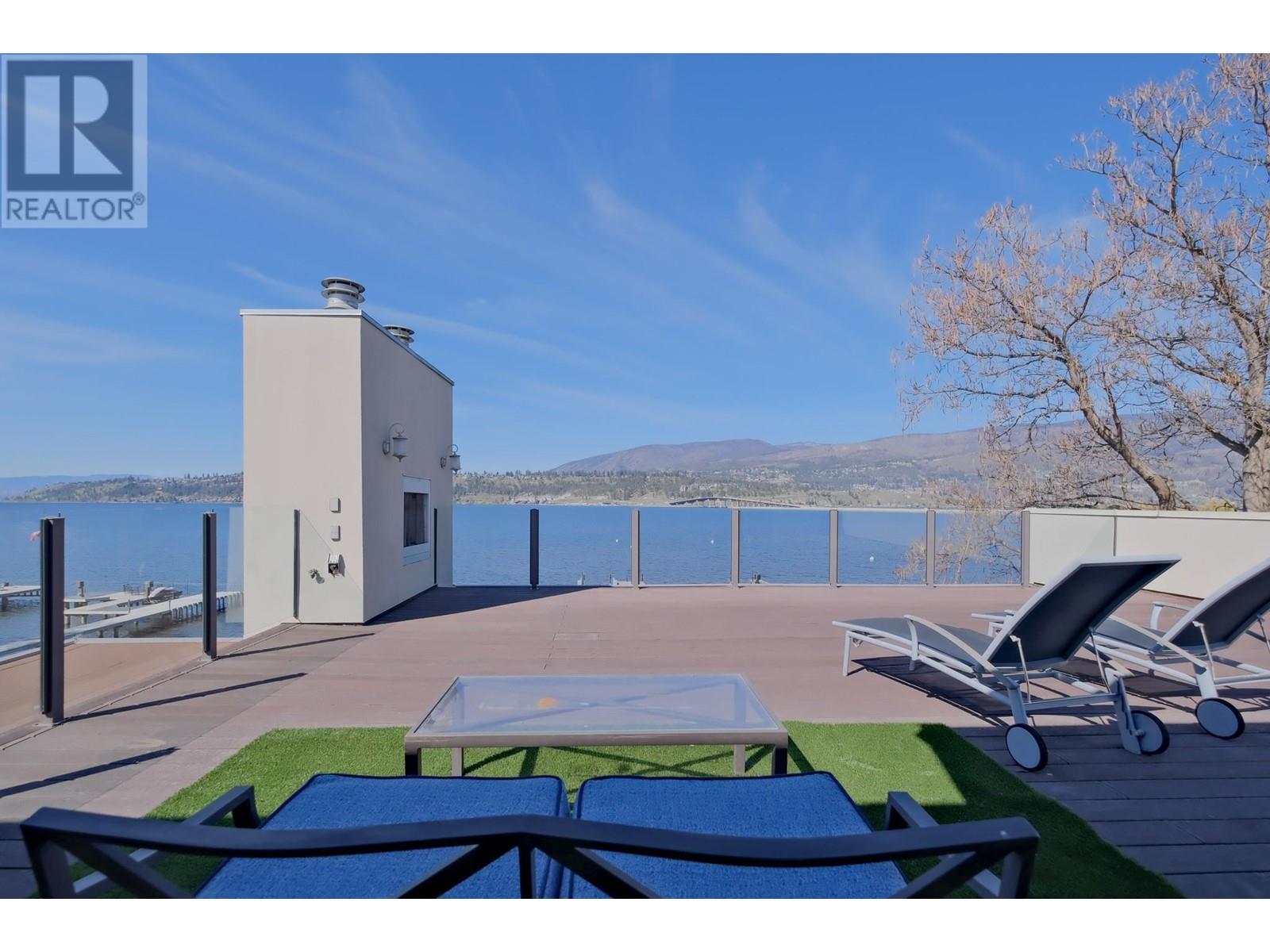  2096 Abbott Street, Kelowna